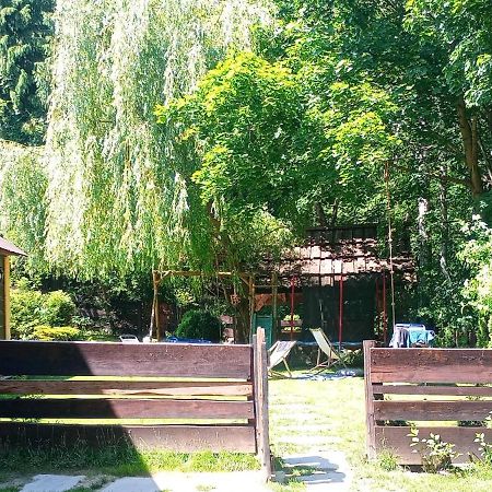 Rzeczne Zacisze Hotel Ustrzyki Dolne Exterior photo